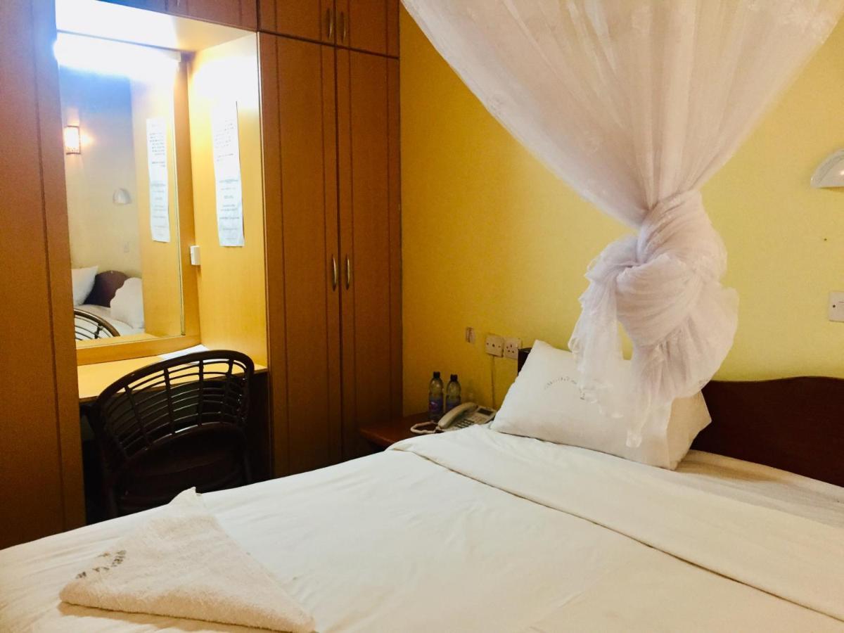 Vienna Woods Hotel Nakuru Bagian luar foto