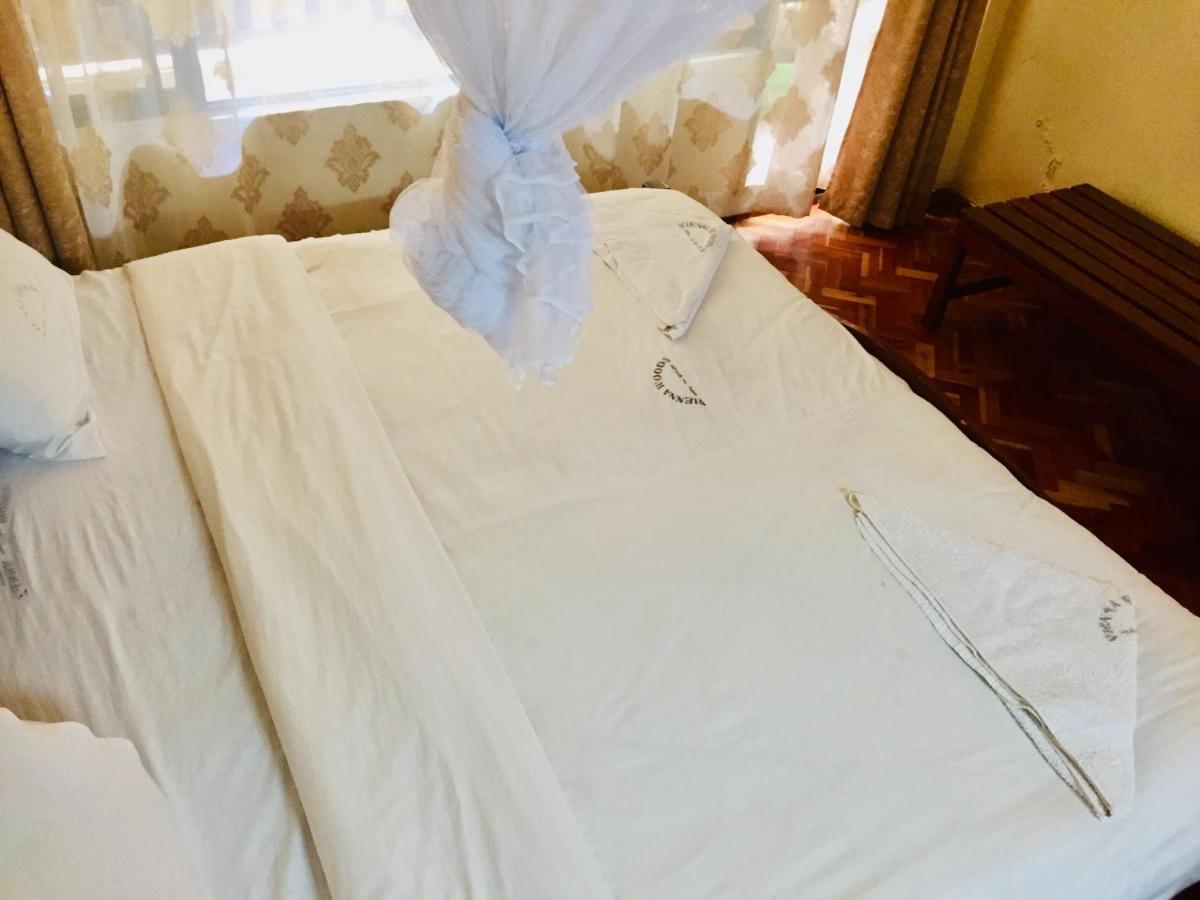 Vienna Woods Hotel Nakuru Bagian luar foto