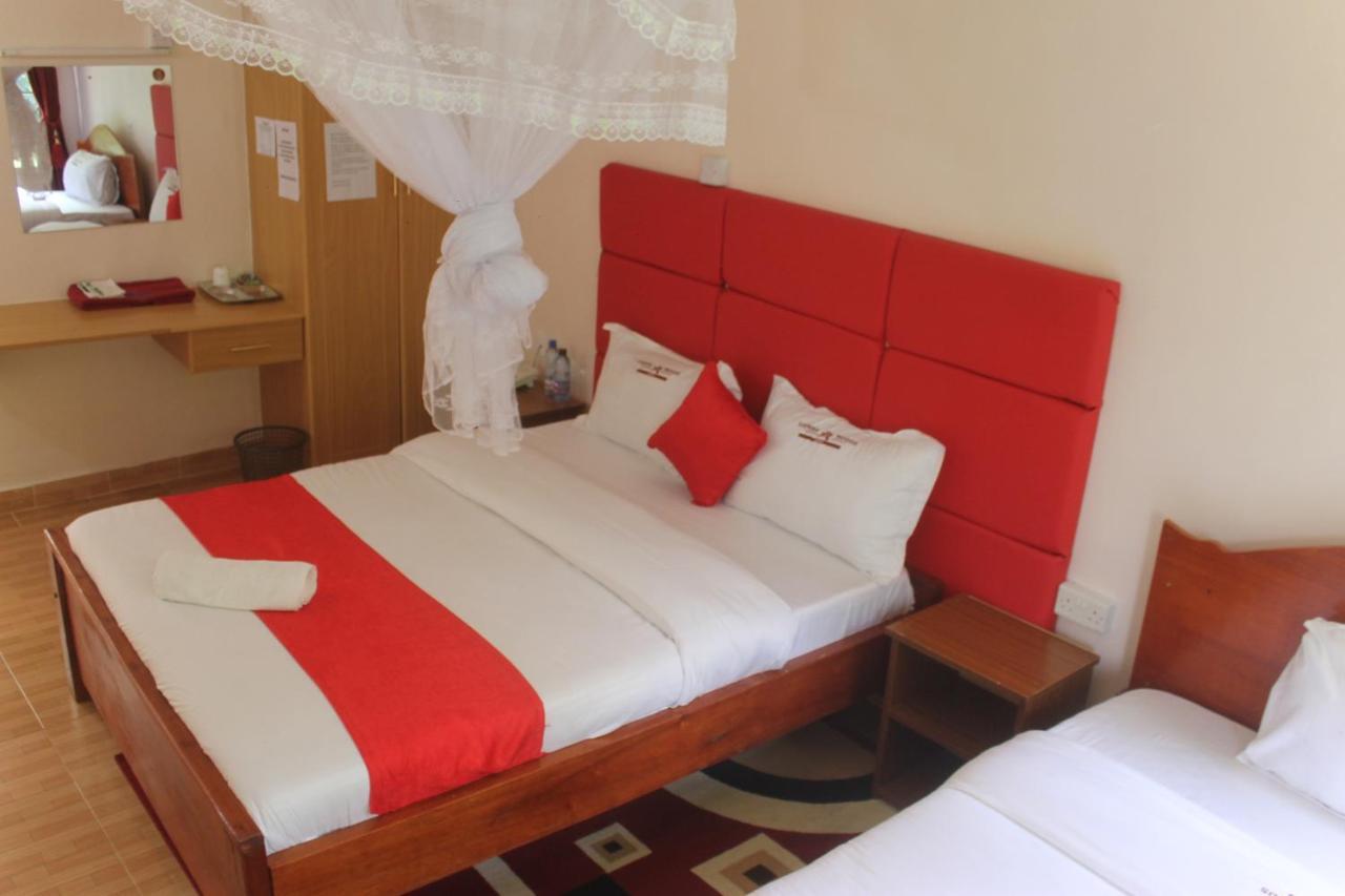 Vienna Woods Hotel Nakuru Bagian luar foto