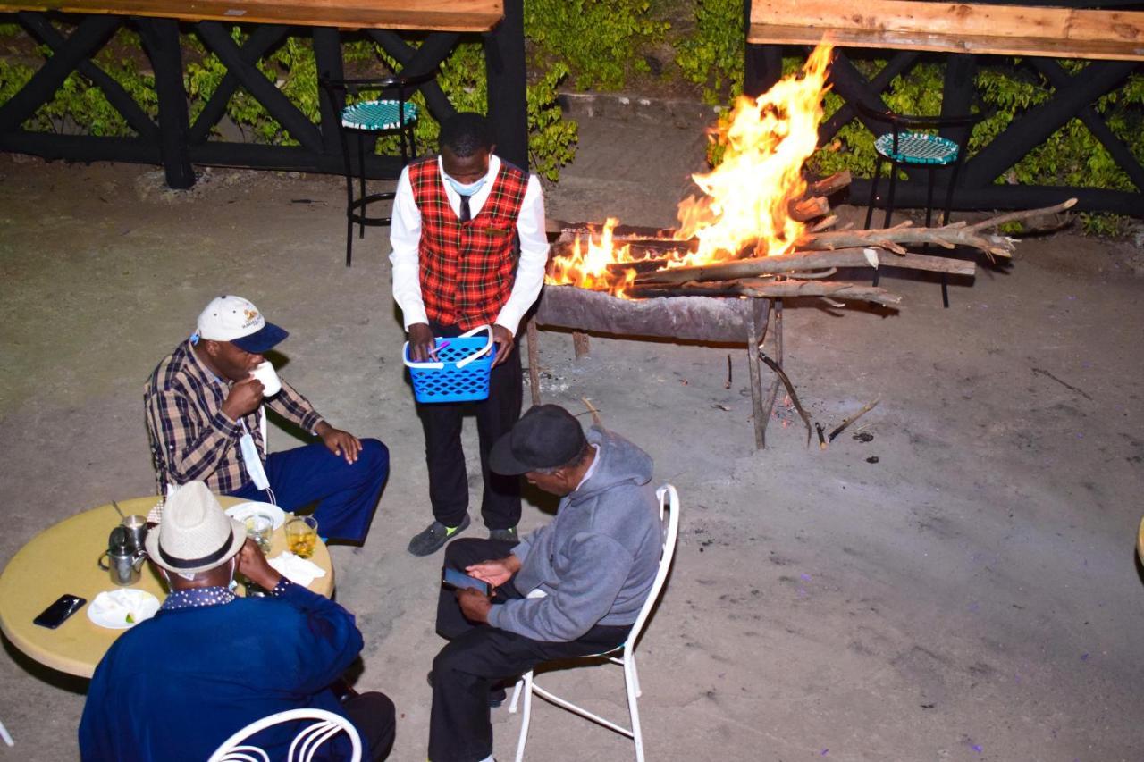 Vienna Woods Hotel Nakuru Bagian luar foto